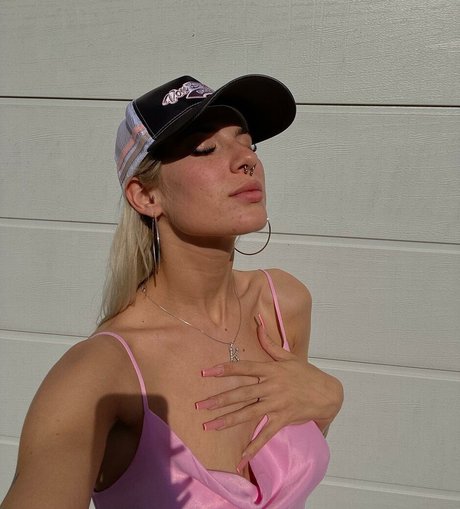 pinkarosalina NurlyFans-Pornos