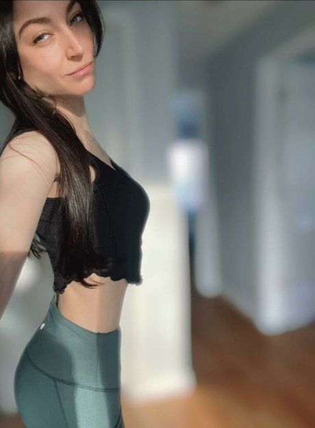 Promises And Potions OnlyFans-Fotos