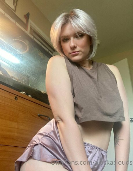 alaskaclouds Nacktbilder-Leaks von OnlyFans