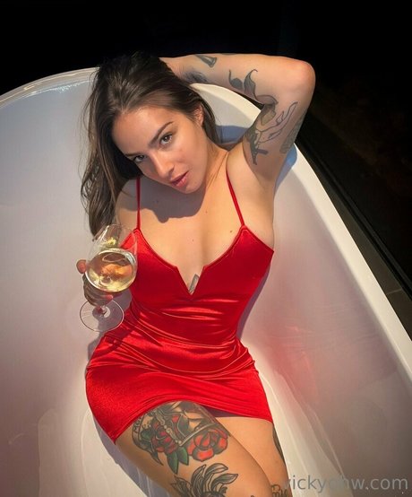 vickyohw free Neuer OnlyFans Leak