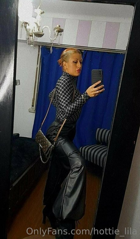 hottie lila OnlyFans Sextape geleakt