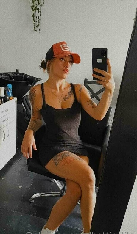 hottie lila OnlyFans Brüste Bild