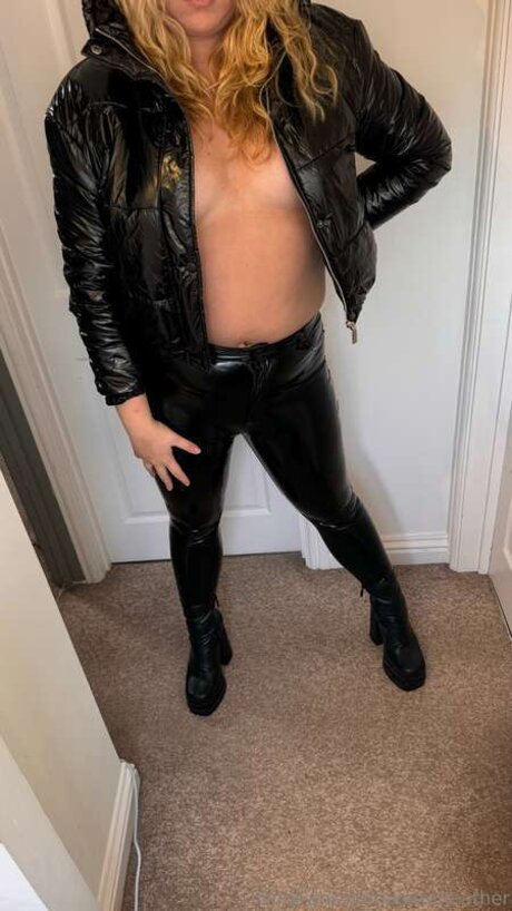 Katietleather Leaked OnlyFans Fotos