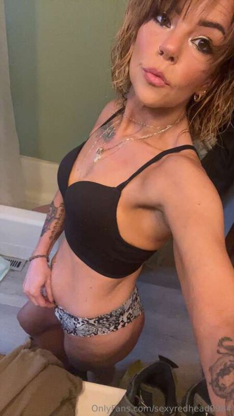 Sexyredhead0984 OnlyFans Leaj
