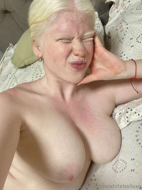 Snowwhitebellaxo Nacktbilder von OnlyFans geleakt