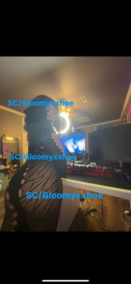 Emotionalhoe OnlyFans Leak