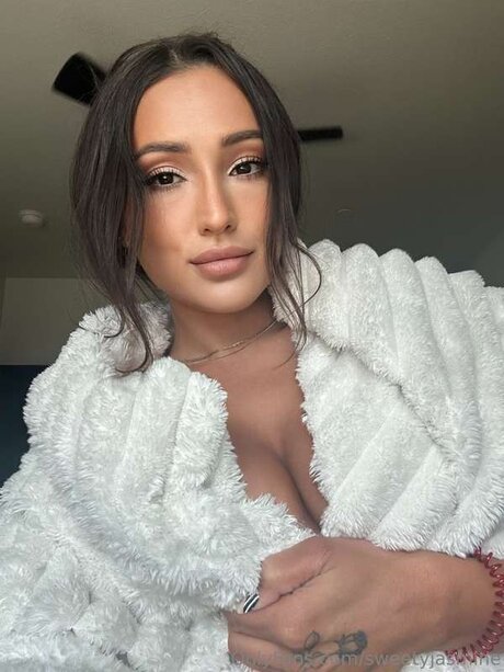 Sweetyjasmine Leak von OnlyFans Pornografie