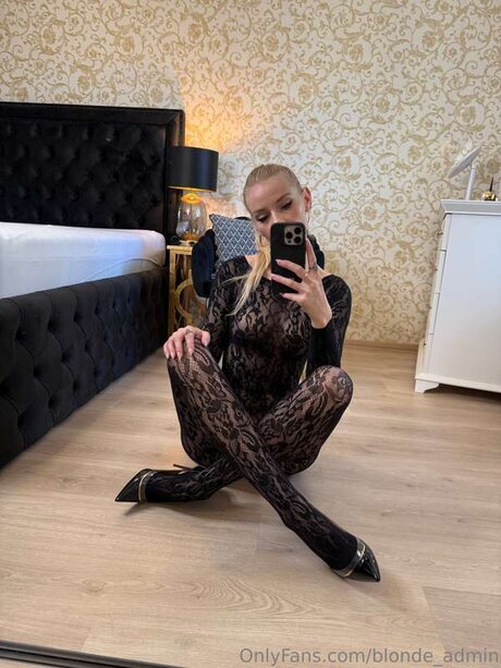 Blonde Admin Nackt Leaks OnlyFans