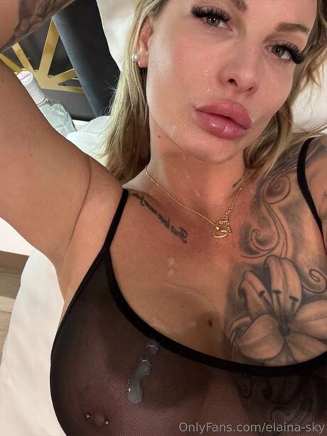 Elaina Sky OnlyFans Bilder