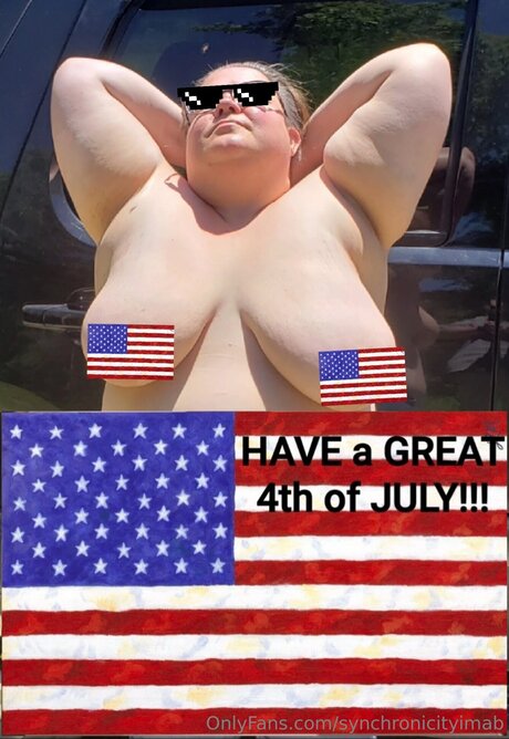 Synchronicityimab OnlyFans Striptease