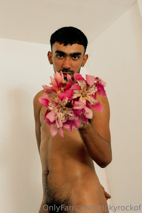 Rickyrockof OnlyFans Gratis-Inhalte