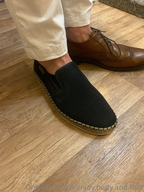 Enjoy Body And Foot OnlyFans Model Bilder