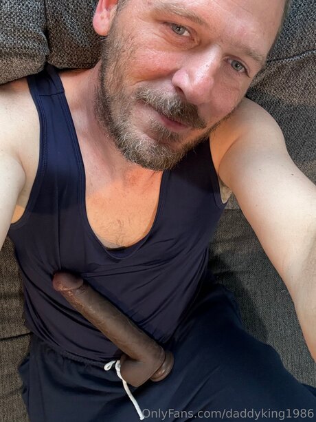 Daddyking1986 OnlyFans