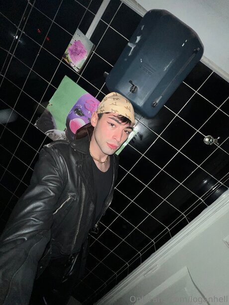 Loganhell Model OnlyFans Foto