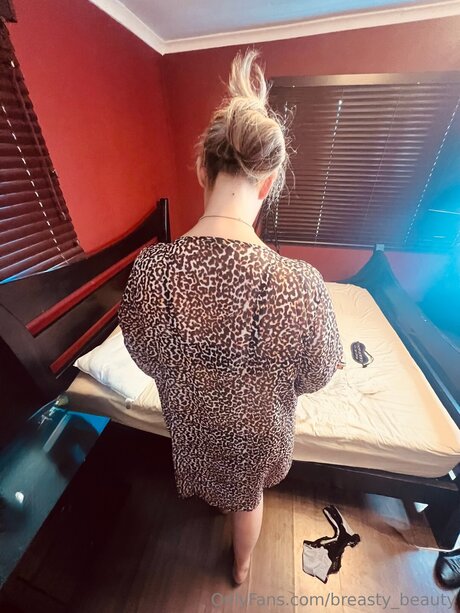 Breasty Beauty OnlyFans XXX