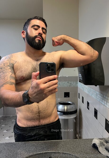 Diegovibesxxx OnlyFans Nacktbilder