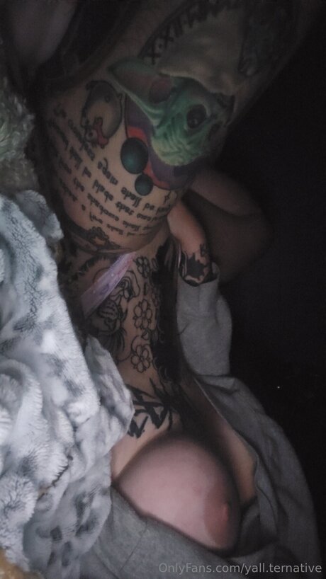 Yall Ternative OnlyFans Fotos