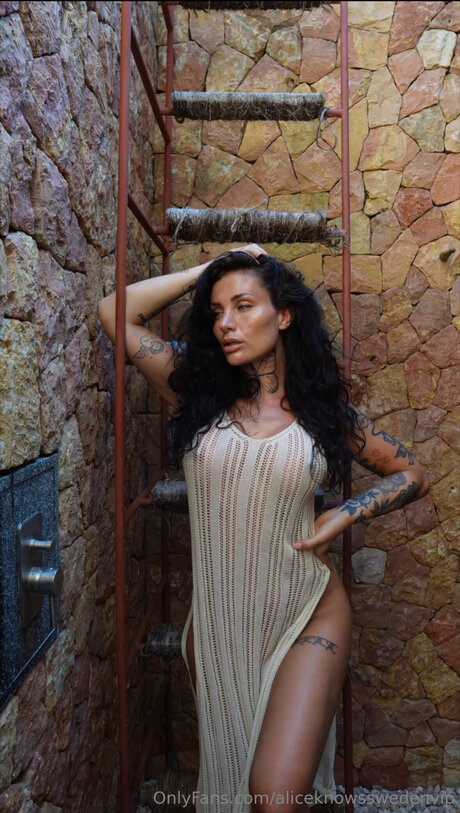 Comewithalicevip XXX OnlyFans