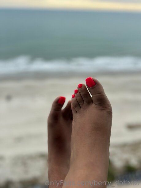 Berry Datbrat Nacktbilder von OnlyFans