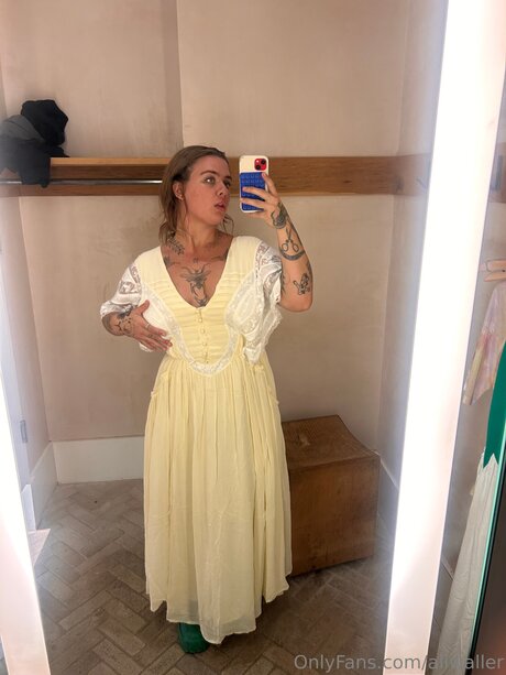 Aliwaller OnlyFans Sex Leak