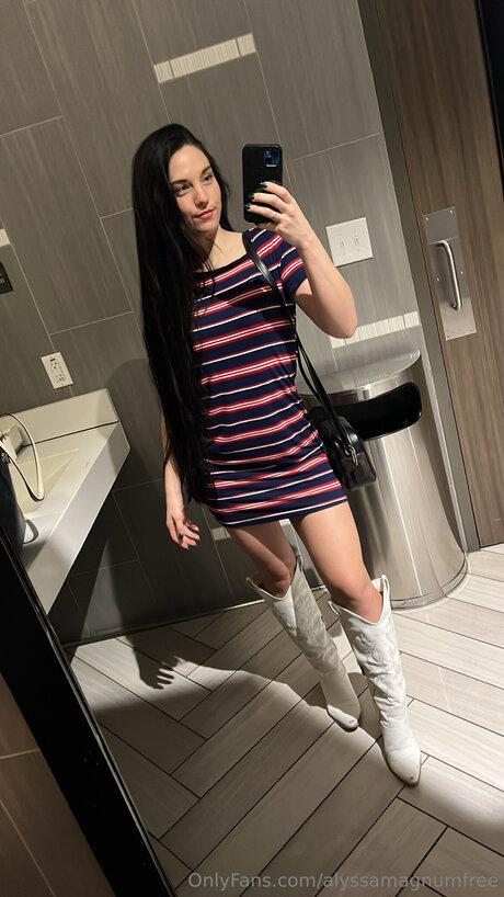 Alyssamagnumfree Nackt auf OnlyFans