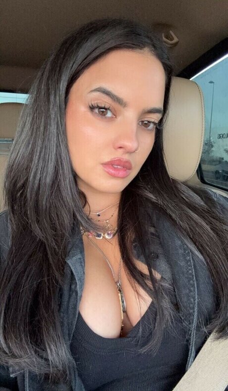 Nina Drama OnlyFans Bilder