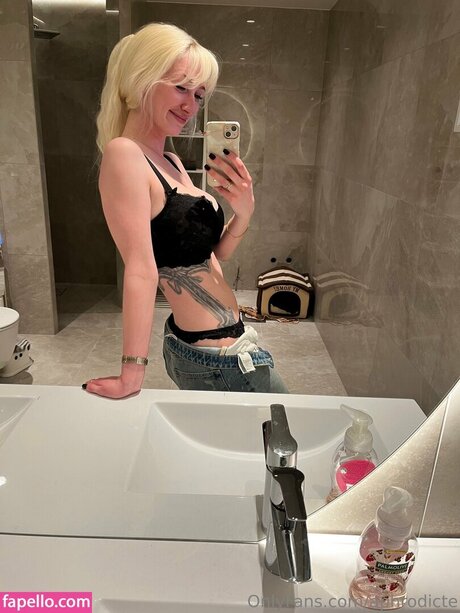 Aphrodicte OnlyFans Pornografie