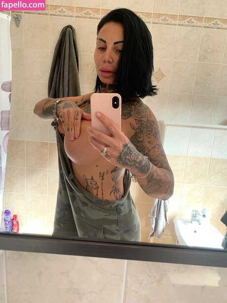 Azzurra Merlo OnlyFans Dirtyship geleakt