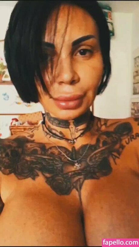 Azzurra Merlo Brüste OnlyFans