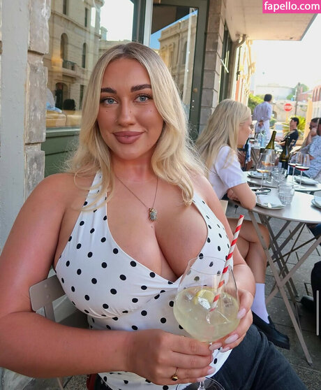 chloetharle OnlyFans Leaj