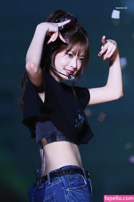 bekleidete onlyfans schöner Porno Album