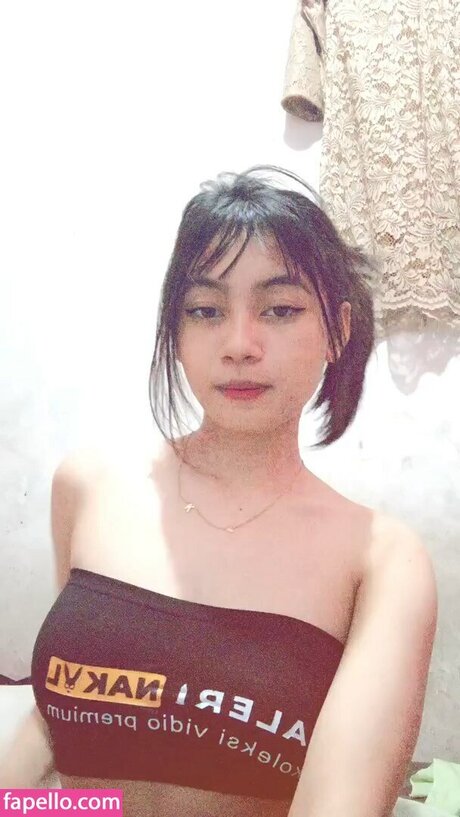 Indonesian Girls_ OnlyFans Leak