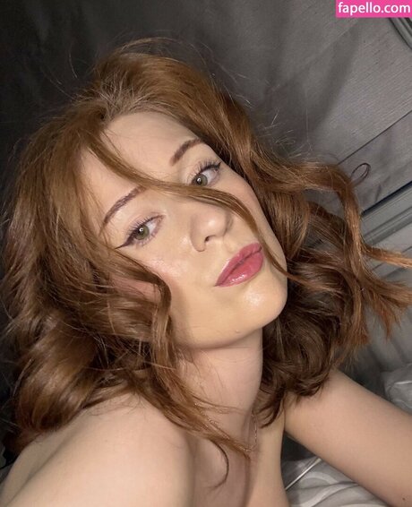 Lunaknight88 OnlyFans Sextape