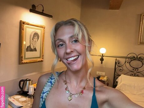 emwallbank OnlyFans schlank