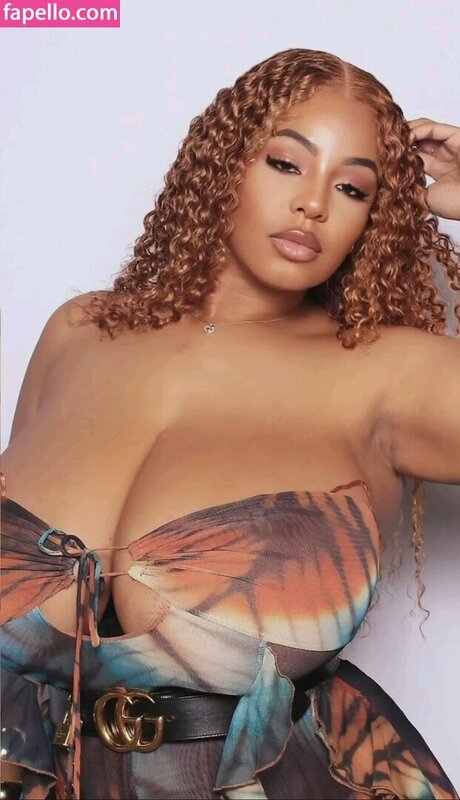 Persephaniificial Nacktbilder von OnlyFans geleakt