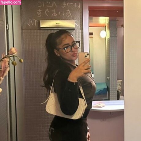 Pinkhealz Xyshams OnlyFans-Pornoleak