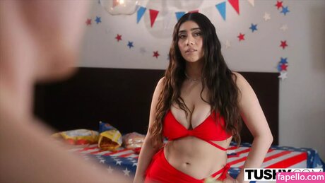 Violet Meyer XXX OnlyFans