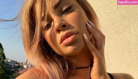 Ada led_ Nacktbilder von OnlyFans geleakt