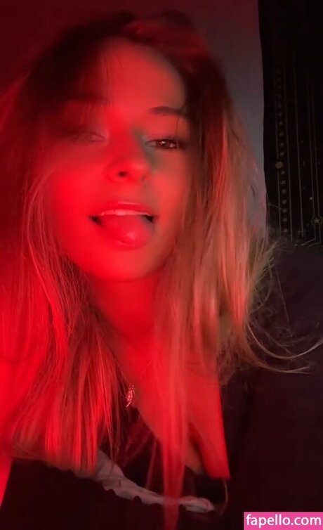 gr0us3 and maisi3 XXX OnlyFans