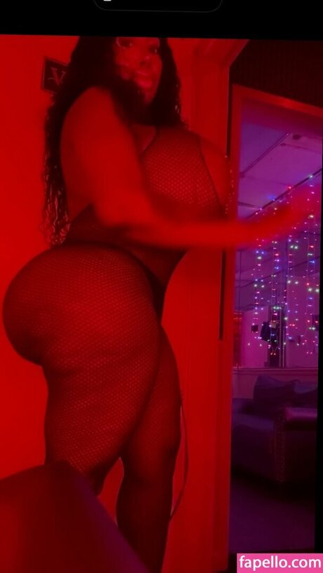 Fatima Belizaire Model OnlyFans Foto