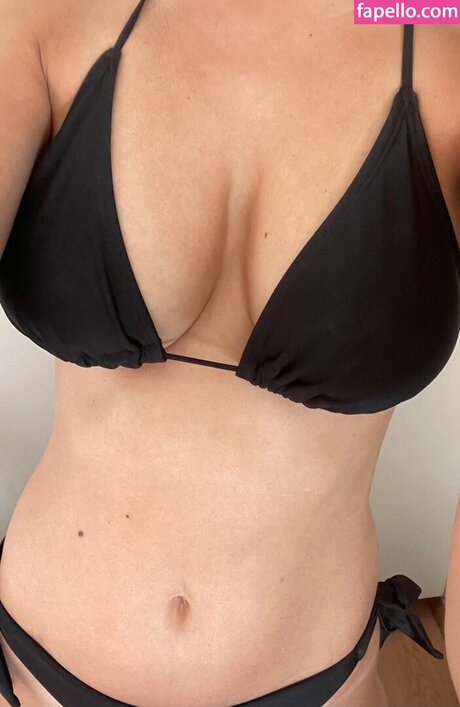 MatildaDeli OnlyFans-Leaks