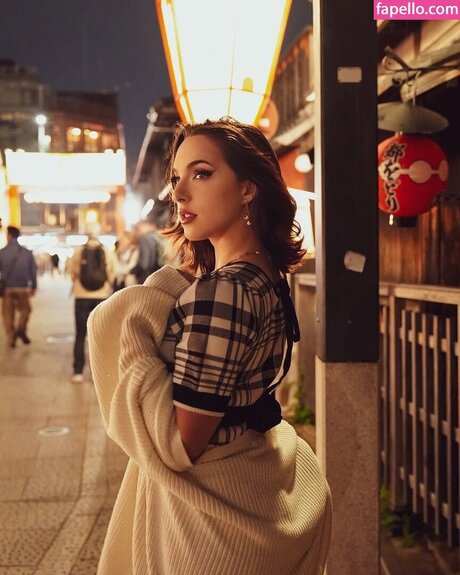 mollige teen-onlyfans Pornografisch Content