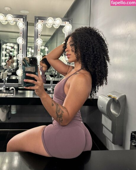 frizzyimposter OnlyFans Nackt