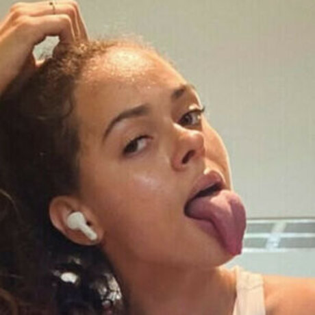 Macbethanie Nacktbilder von OnlyFans geleakt