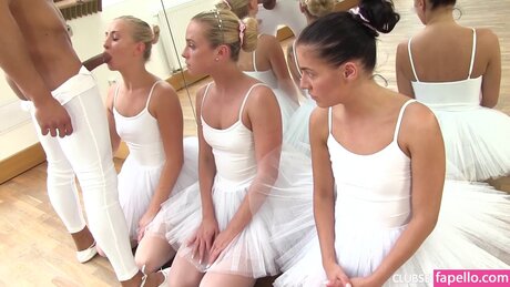 Cayla Lyons Porn OnlyFans Leaks