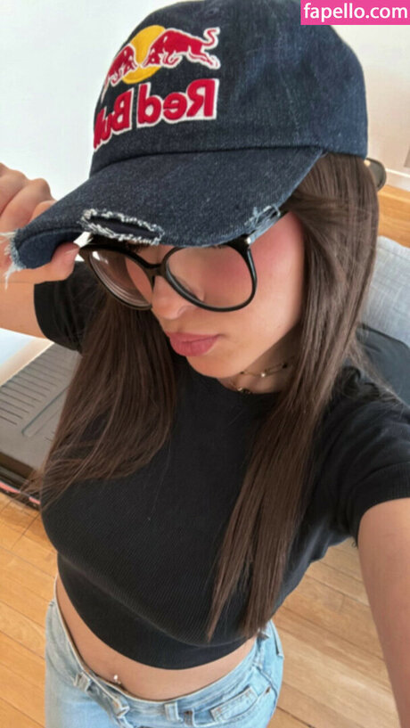 helydiaa OnlyFans Nacktbilder