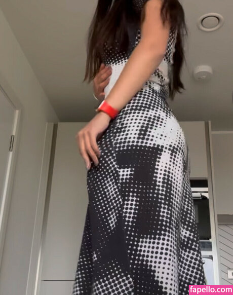 Riishka Asmr OnlyFans Nackt Content