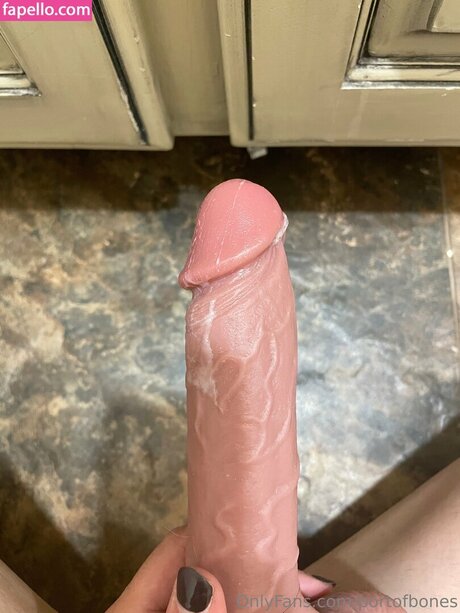 Portofbones OnlyFans Striptease