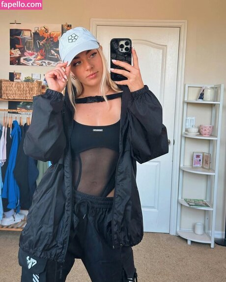 Carmen Elaine OnlyFans NSFW