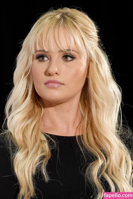 tomilahren OnlyFans Pornografie